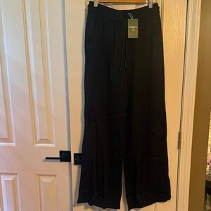 HALARA Black Wide-Leg Drawstring Pants